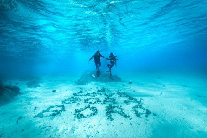 Romantischer Tauchgang in Bora Bora