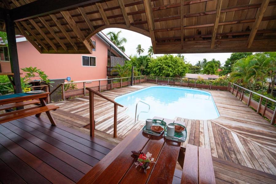 Bora Bora Holiday's Lodge