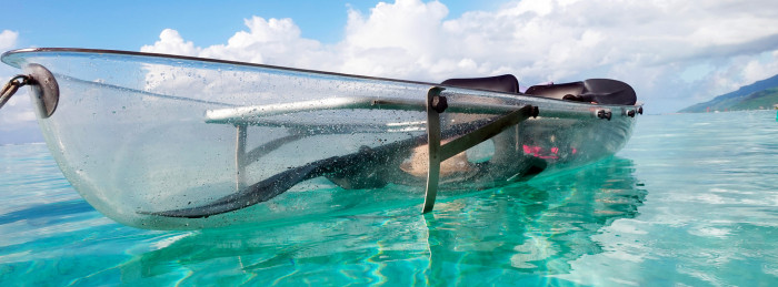 Kayak biplace transparent pour une excursion sur le lagon de Moorea