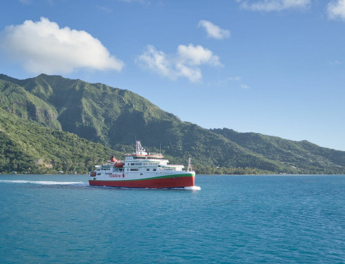 Tahiti-Moorea shuttle: Take the ferry from Papeete!