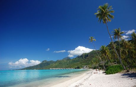 Temae Strand in Moorea, Französisch-Polynesien